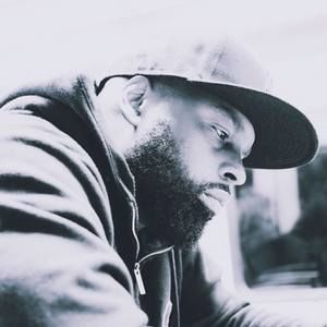 Meet your Posher, Bee